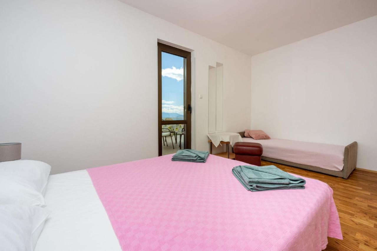 Pavica Apartment Dramalj Exterior photo